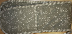 Grey sprig double ovengloves